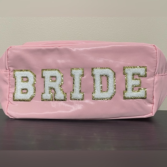 🎉💕Pink BRIDE Cosmetic Case Makeup Bag Chenille Letters - Picture 1 of 1